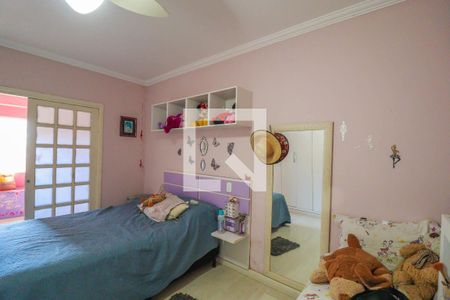 Casa à venda com 240m², 2 quartos e 3 vagas Casa à venda com 240m², 2 quartos e 3 vagasQuarto 2