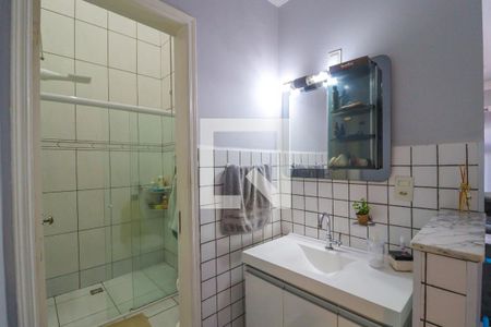 Casa à venda com 240m², 2 quartos e 3 vagas Casa à venda com 240m², 2 quartos e 3 vagasBanheiro