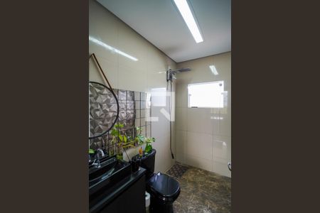 Casa para alugar com 160m², 2 quartos e 2 vagas Casa para alugar com 160m², 2 quartos e 2 vagasBanheiro da Suíte 2