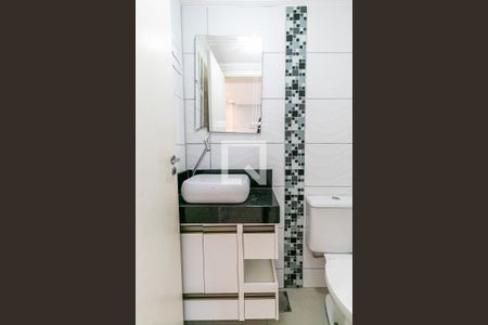 Lavabo de casa para alugar com 2 quartos, 75m² em Mantiqueira, Belo Horizonte