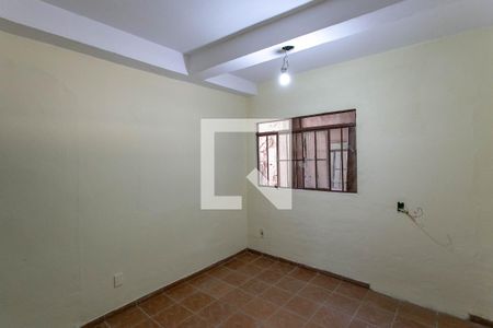 Quarto 1 de casa para alugar com 1 quarto, 51m² em Tupi B, Belo Horizonte