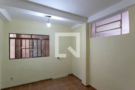 Quarto 1 de casa para alugar com 1 quarto, 51m² em Tupi B, Belo Horizonte