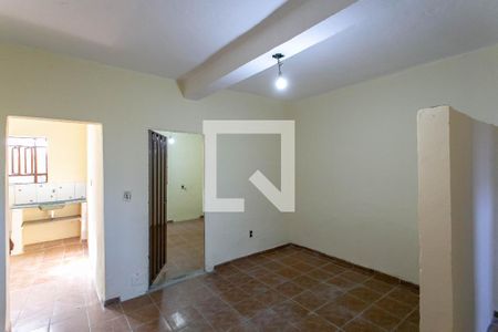 Sala de casa para alugar com 1 quarto, 51m² em Tupi B, Belo Horizonte