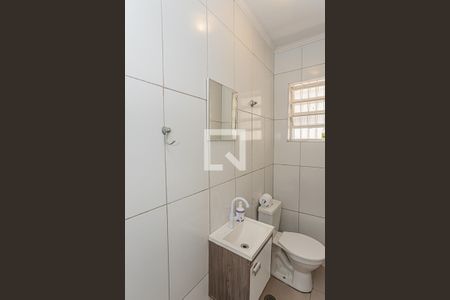 Lavabo de casa para alugar com 3 quartos, 134m² em Vila Carbone, São Paulo