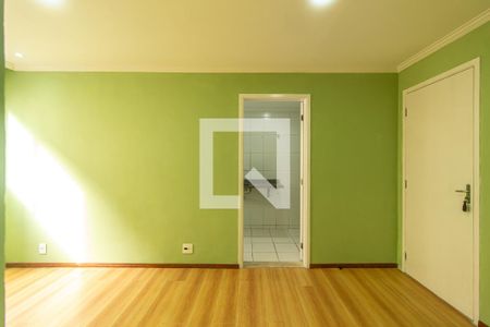 Sala de apartamento para alugar com 2 quartos, 45m² em Inhoaíba, Rio de Janeiro