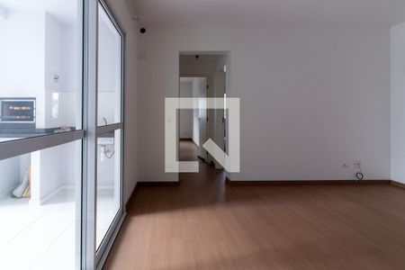 Sala de apartamento para alugar com 2 quartos, 83m² em Esplanada, Embu das Artes