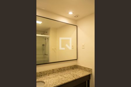 Banheiro de apartamento para alugar com 1 quarto, 26m² em Partenon, Porto Alegre