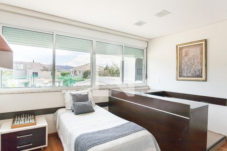 Casa de condomínio à venda com 520m², 4 quartos e 4 vagas Casa de condomínio à venda com 520m², 4 quartos e 4 vagasquarto 3