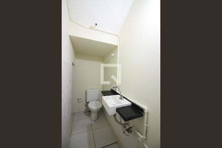 Banheiro Social de kitnet/studio para alugar com 1 quarto, 39m² em Nova Petrópolis, São Bernardo do Campo