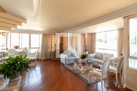 Apartamento à venda com 306m², 3 quartos e 5 vagasSala