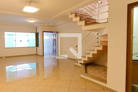 Sala de casa para alugar com 3 quartos, 240m² em Vila Alpina, Santo André