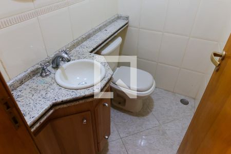 Lavabo de casa para alugar com 3 quartos, 240m² em Vila Alpina, Santo André