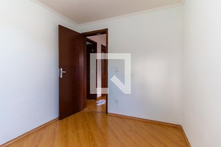 Quarto 2 de apartamento à venda com 3 quartos, 45m² em Vila Carmosina, São Paulo