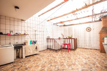 Casa à venda com 305m², 3 quartos e 5 vagas Casa à venda com 305m², 3 quartos e 5 vagasÁrea de Serviço