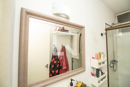 Banheiro 1, espelho  de apartamento para alugar com 4 quartos, 138m² em Itaim Bibi, São Paulo