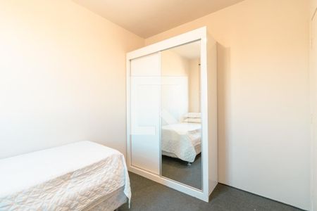 Quarto 2 de apartamento para alugar com 2 quartos, 75m² em Vila Palmeiras, São Paulo