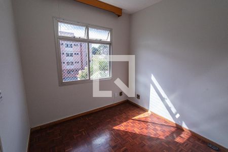 Quarto 1 de apartamento para alugar com 3 quartos, 60m² em Jardim Guanabara, Belo Horizonte