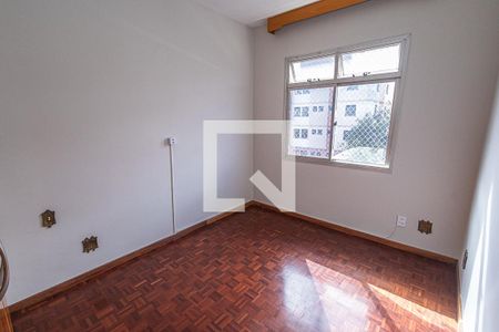 Quarto 1 de apartamento para alugar com 3 quartos, 60m² em Jardim Guanabara, Belo Horizonte