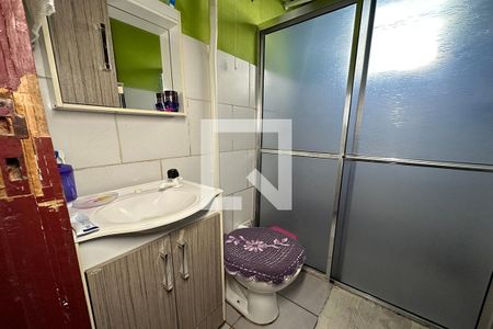 Banheiro de casa à venda com 2 quartos, 80m² em Campina, São Leopoldo