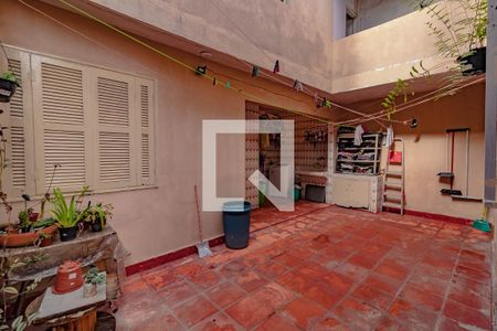 Casa à venda com 140m², 3 quartos e 3 vagas Casa à venda com 140m², 3 quartos e 3 vagasQuintal