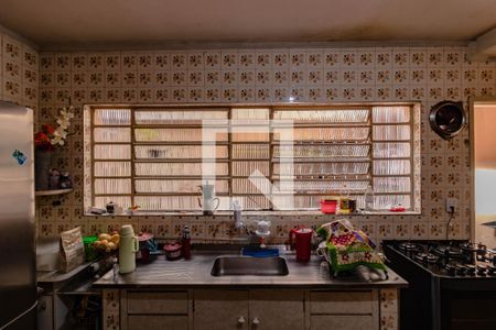 Casa à venda com 140m², 3 quartos e 3 vagas Casa à venda com 140m², 3 quartos e 3 vagasCozinha