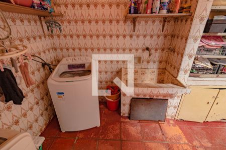 Casa à venda com 140m², 3 quartos e 3 vagas Casa à venda com 140m², 3 quartos e 3 vagasÁrea de Serviço