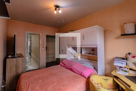 Casa à venda com 140m², 3 quartos e 3 vagas Casa à venda com 140m², 3 quartos e 3 vagasQuarto 3