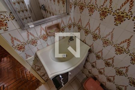 Casa à venda com 140m², 3 quartos e 3 vagas Casa à venda com 140m², 3 quartos e 3 vagasBanheiro