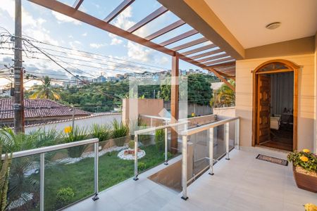 Varanda da Sala de casa à venda com 6 quartos, 450m² em Havaí, Belo Horizonte