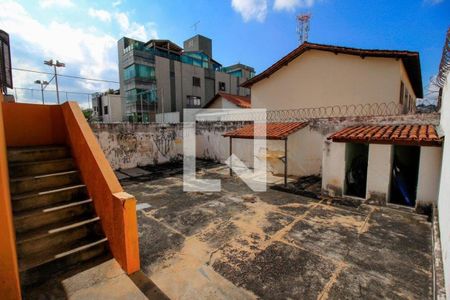 Casa à venda com 6 quartos, 401m² em Palmares, Belo Horizonte