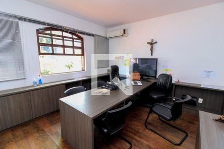 Casa à venda com 6 quartos, 401m² em Palmares, Belo Horizonte