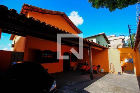 Casa à venda com 6 quartos, 401m² em Palmares, Belo Horizonte