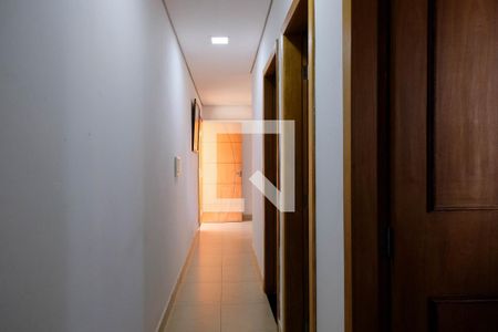 Corredor de casa à venda com 3 quartos, 500m² em Sagrada Família, Belo Horizonte