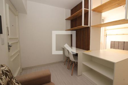 Sala de kitnet/studio para alugar com 1 quarto, 44m² em Centro Histórico, Porto Alegre