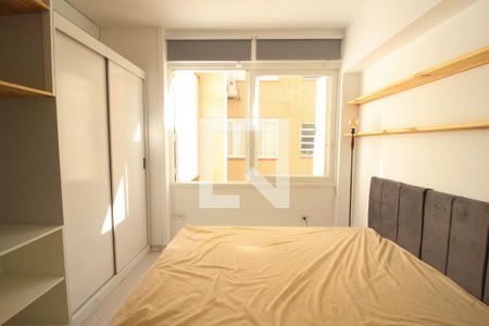 Quarto de kitnet/studio para alugar com 1 quarto, 44m² em Centro Histórico, Porto Alegre