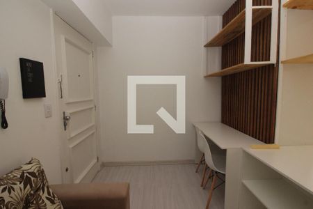 Sala de kitnet/studio para alugar com 1 quarto, 44m² em Centro Histórico, Porto Alegre