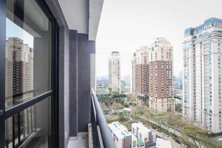 Varanda de kitnet/studio à venda com 1 quarto, 26m² em Jardim Panorama, São Paulo