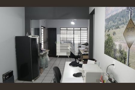 Sala e cozinha de casa à venda com 3 quartos, 200m² em Jardim do Lago, Campinas