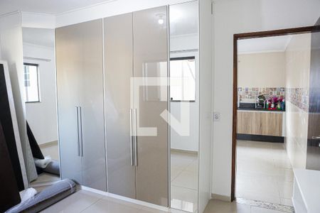 Suite  de casa para alugar com 2 quartos, 150m² em Parque Jaçatuba, Santo André