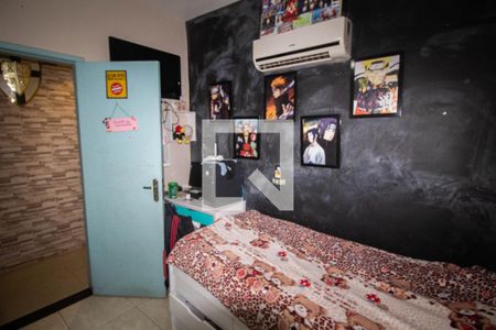 Quarto 1 de casa para alugar com 3 quartos, 180m² em Ramos, Rio de Janeiro