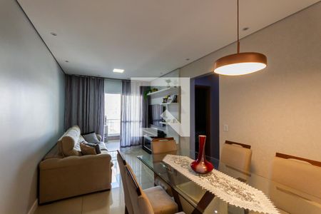 Apartamento à venda com 63m², 2 quartos e 1 vagaSala