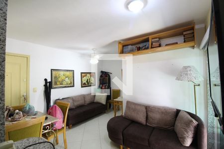 Sala de apartamento para alugar com 2 quartos, 57m² em Jacarepaguá, Rio de Janeiro