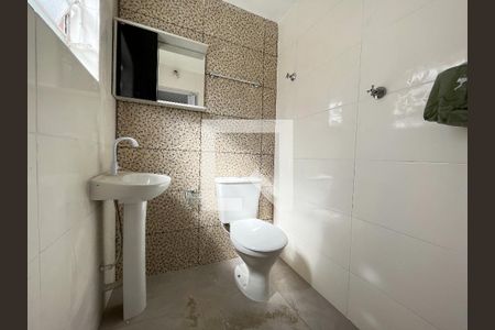 Banheiro  de casa para alugar com 1 quarto, 60m² em Vila Campestre, São Paulo