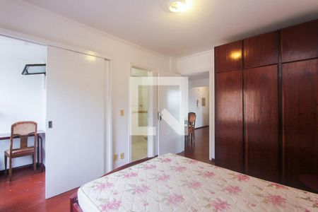Suite de apartamento à venda com 1 quarto, 57m² em Vila Jardim, Porto Alegre