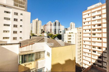 Vista da Sala de apartamento à venda com 2 quartos, 56m² em Pinheiros, São Paulo