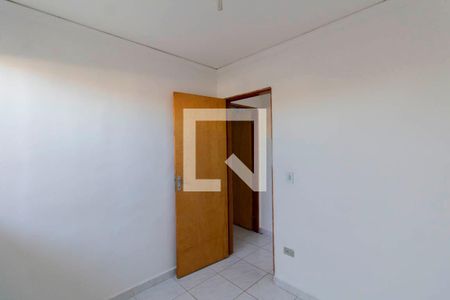 Quarto 2 de casa para alugar com 1 quarto, 33m² em Vila Talarico, São Paulo