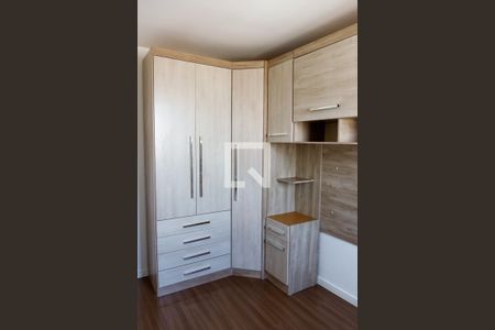 Quarto 2 de apartamento para alugar com 2 quartos, 47m² em Novo Osasco, Osasco