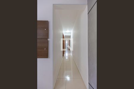 Corredor de apartamento à venda com 3 quartos, 167m² em Vila Alzira, Santo André