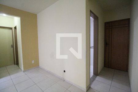 Sala  de apartamento para alugar com 2 quartos, 53m² em Jacarepaguá, Rio de Janeiro