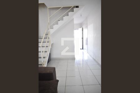 Sala de casa para alugar com 2 quartos, 60m² em Campo Grande, Rio de Janeiro